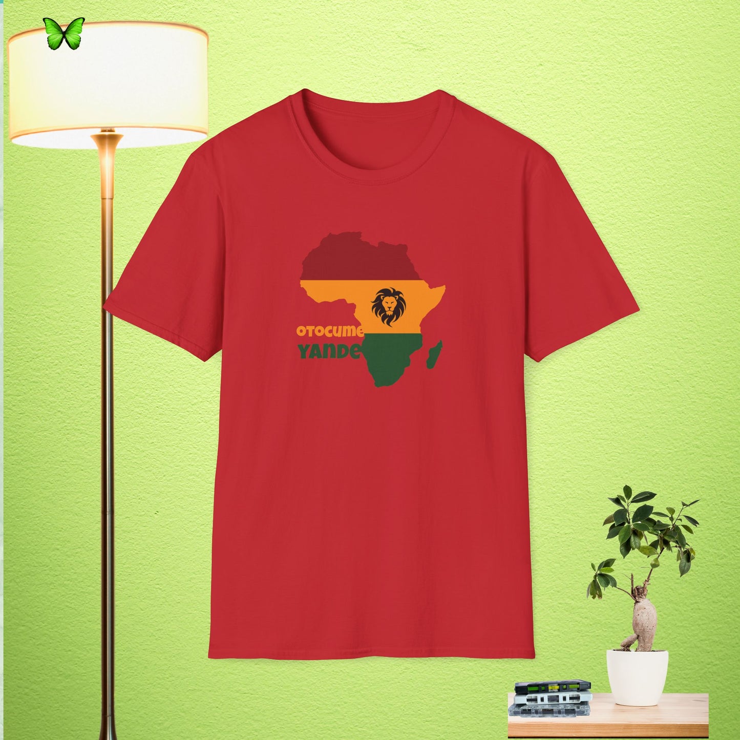 Africa Map & Lion Design OtoCume Softstyle T-Shirt