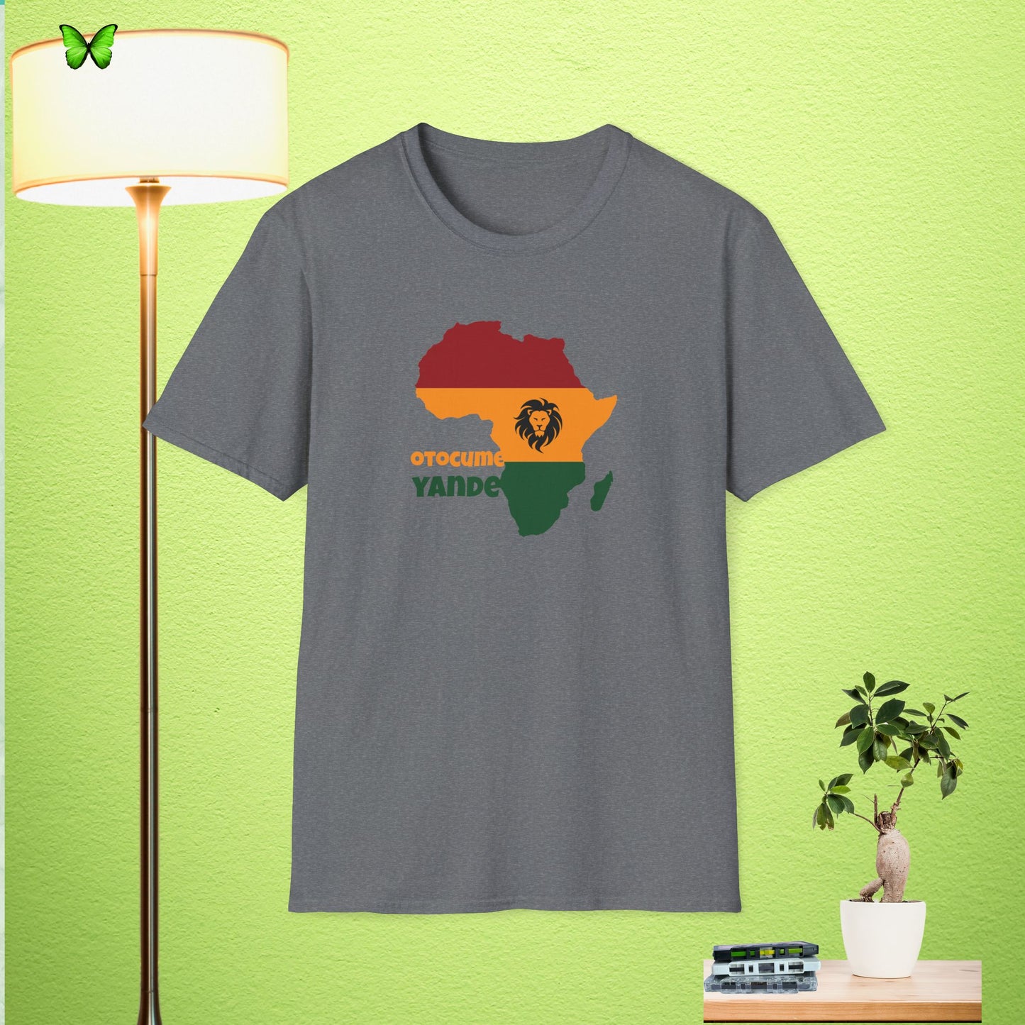 Africa Map & Lion Design OtoCume Softstyle T-Shirt