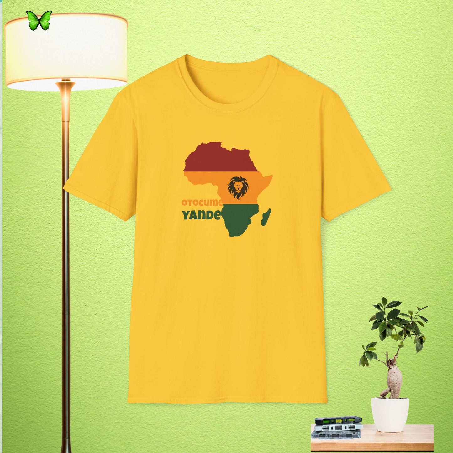 Africa Map & Lion Design OtoCume Softstyle T-Shirt